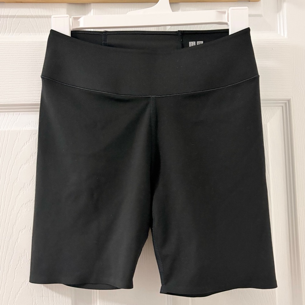 Uniqlo Black Biker Shorts